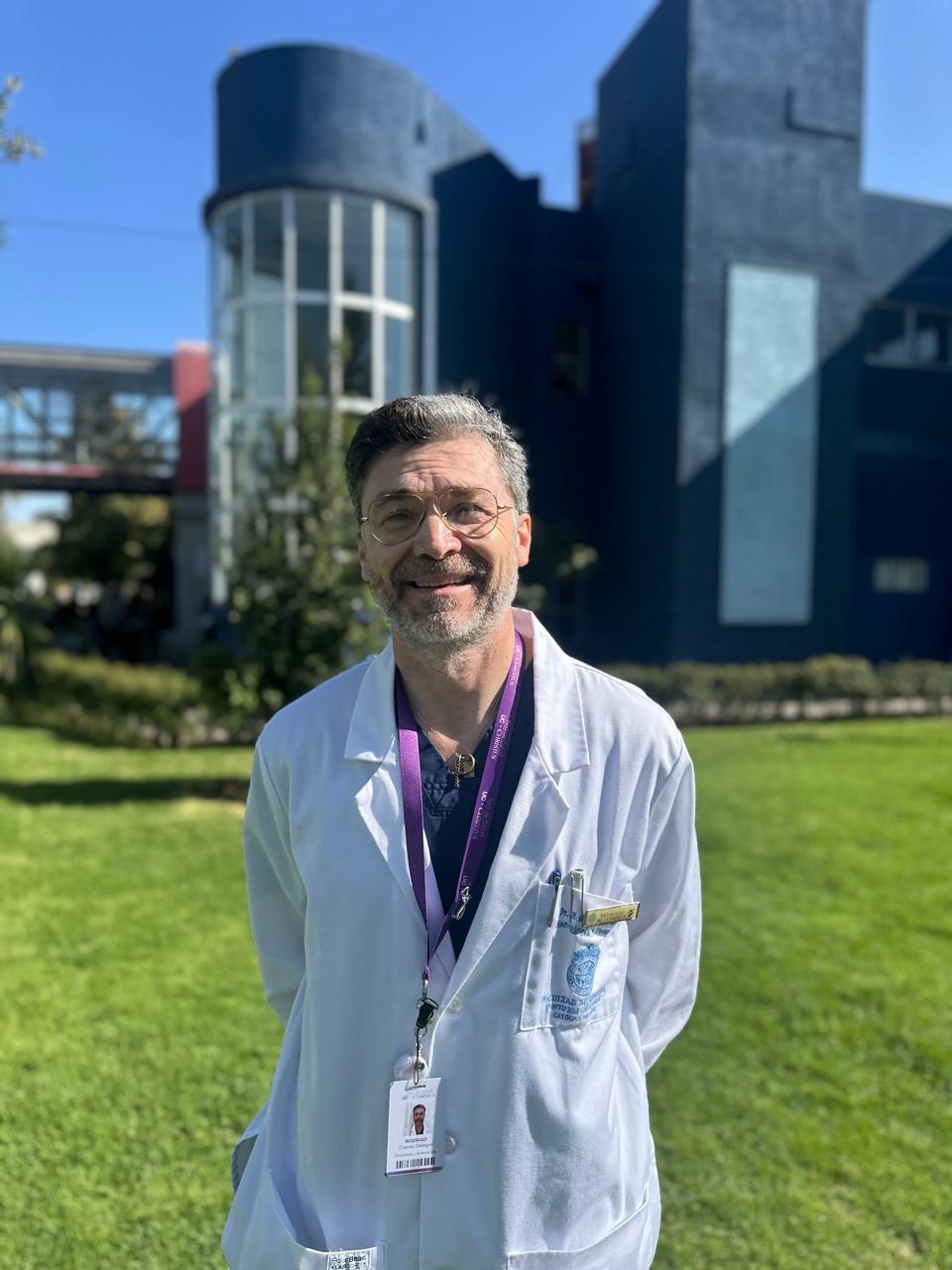 Dr. Rodrigo Cuevas