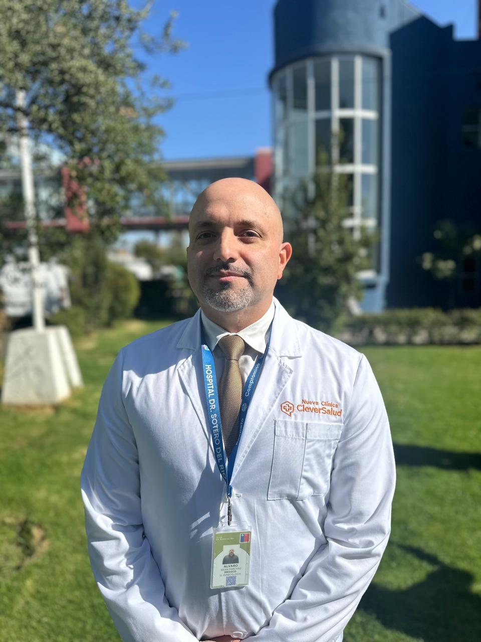 Dr. Álvaro Silva